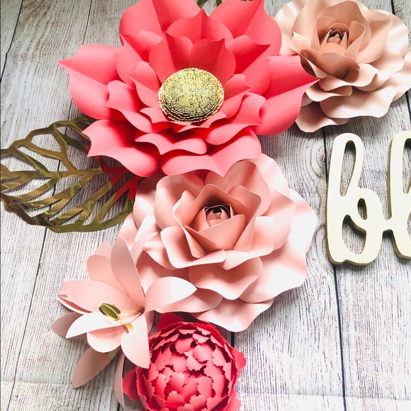 Paper Flower Set - Picture 2 of 10